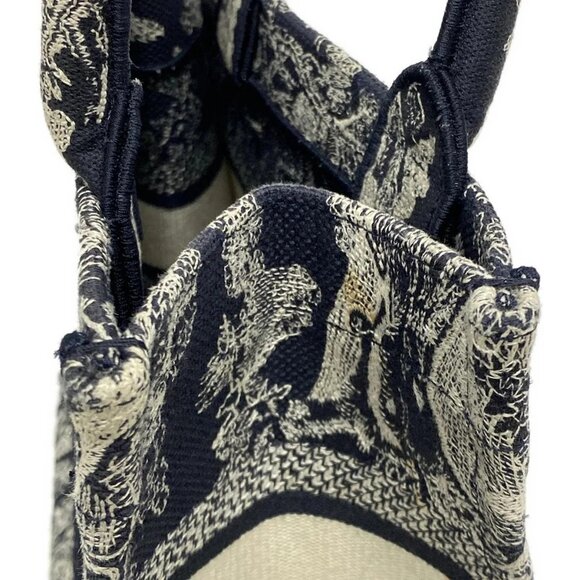 Auth DIOR/ChristianDior Book tote small bag - Picture 11 of 16